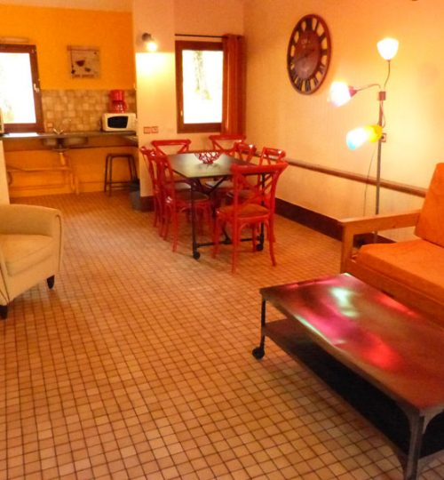 4T4-SALON-GUINGUETTE